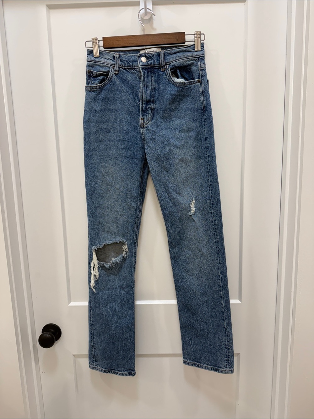 Reformation Straight Leg Distressed Jeans Size 25
